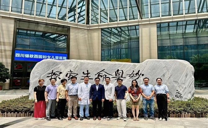 Trung tâm IVF Trung Quốc mời Việt Nam chuyển giao công nghệ thụ tinh trong ống nghiệm