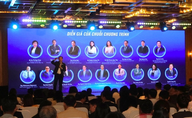HCMC BUSINESS SUMMIT 2025 chủ đề 