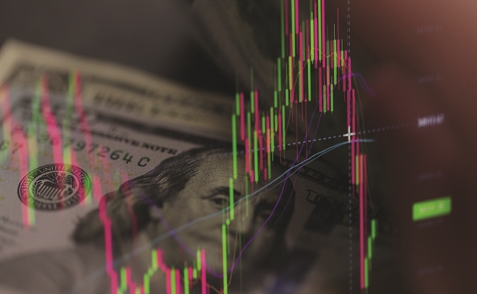 Đồng USD giữa biến động