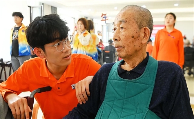 Giáo viên mầm non đổi nghề sang dưỡng lão