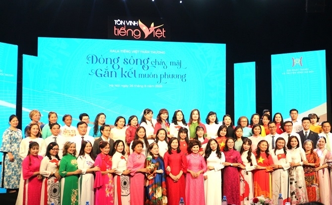 Đóng góp bền bỉ và thầm lặng của cộng đồng kiều bào trong việc lan toả tình yêu tiếng Việt