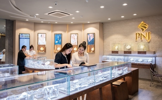 PNJ nằm trong Top 10 Thương hiệu Việt Nam mạnh nhất năm 2025