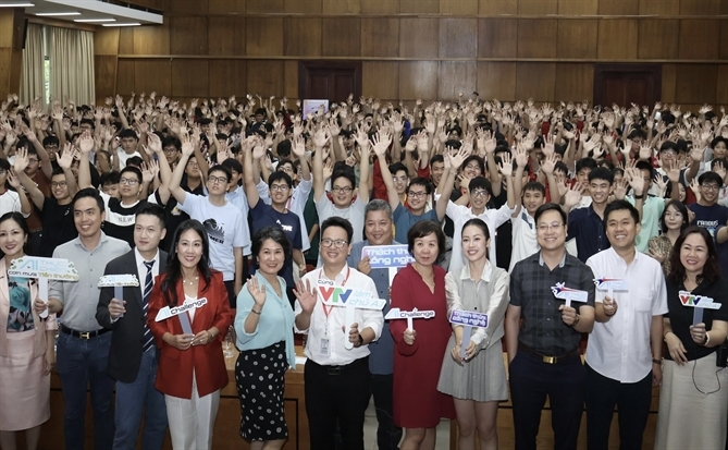 Gần 4.000 sinh viên đã tham gia Unitour “A.I thực chiến”, Đại học Bách khoa bùng nổ đăng ký