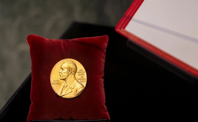 Nobel và cuộc chơi dự đoán khoa học