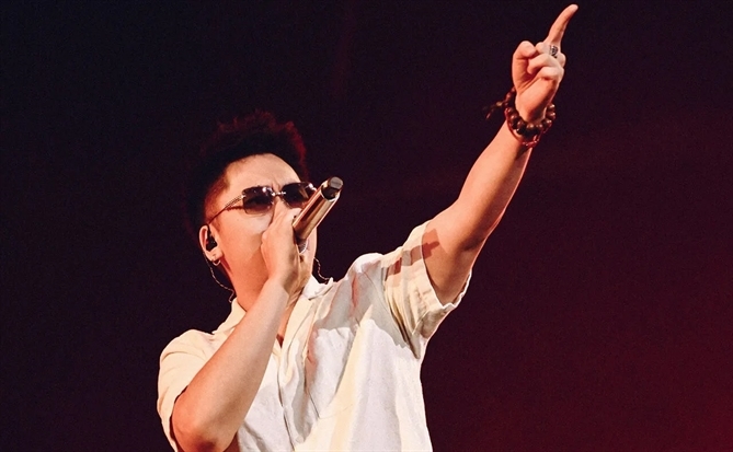 SKAI ISYOURGOD: Cú hích bất ngờ cho rap Trung Quốc