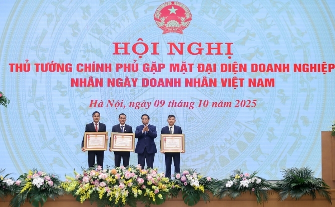 Công ty CP Gỗ An Cường vinh dự được nhận Huân chương Lao động hạng Ba