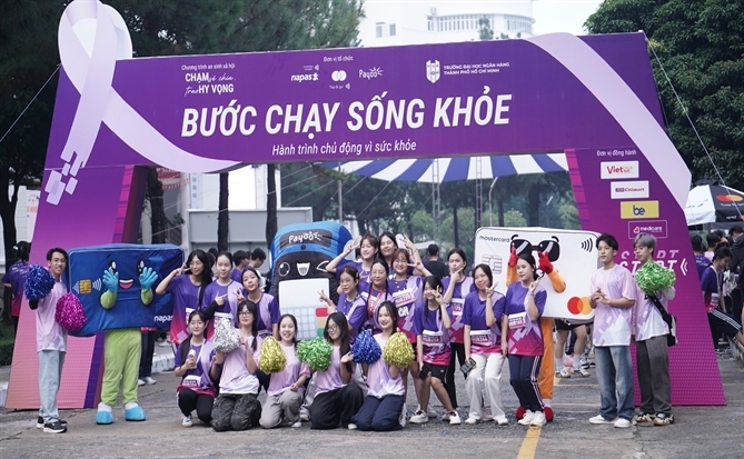 NAPAS, Mastercard và Payoo trao tặng gói tầm soát ung thư và xét nghiệm HPV cho phụ nữ yếu thế