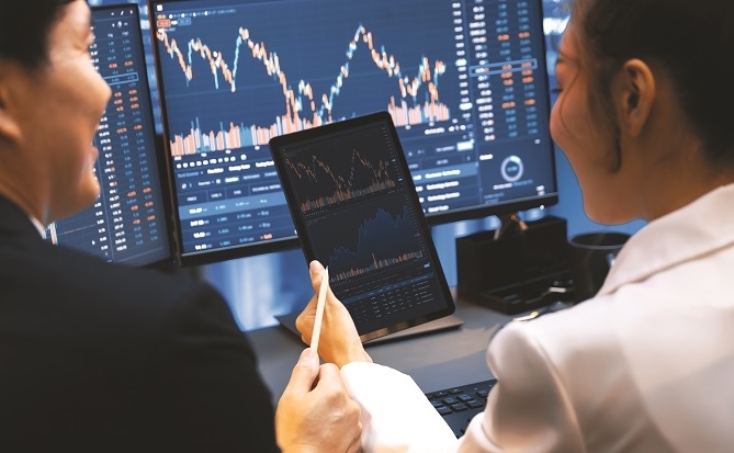 Cuộc chơi sau nâng hạng