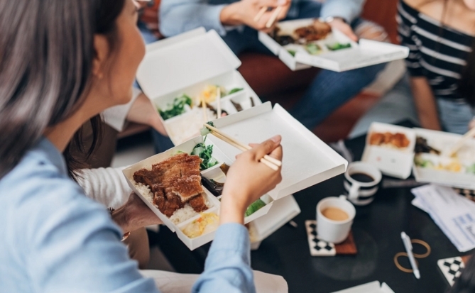 Túi tiền hai mặt của người Việt