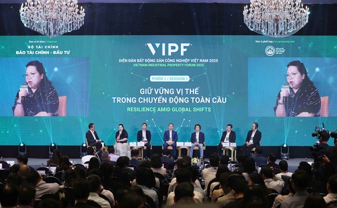 Diễn đàn Bất động sản công nghiệp Việt Nam 2025  “vững vị thế, đón chuyển động”
