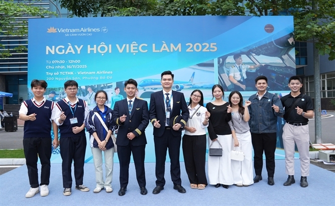 Vietnam Airlines tổ chức thành công Ngày hội việc làm 2025 lần đầu tiên