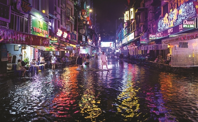 Cơn mưa đo năng lực đô thị