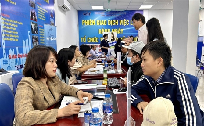 Hà Nội: 1.568 chỉ tiêu việc làm, lương cao cho lao động làm việc ở nước ngoài trở về