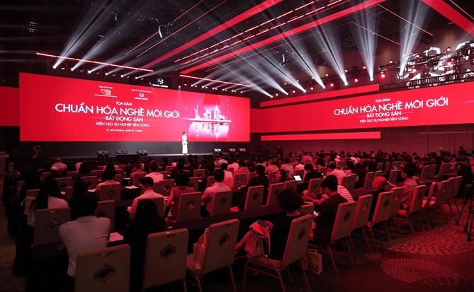 Hơn 80% môi giới bất động sản chưa có chứng chỉ hành nghề