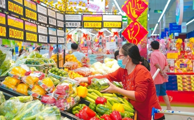 Người tiêu dùng Việt đổi nhịp sắm Tết