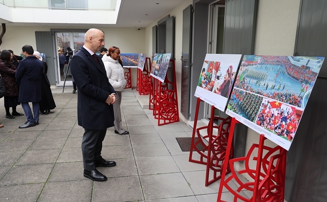 Tọa đàm tôn vinh Chủ tịch Hồ Chí Minh với sự tham gia cộng đồng người Việt Nam tại Geneva