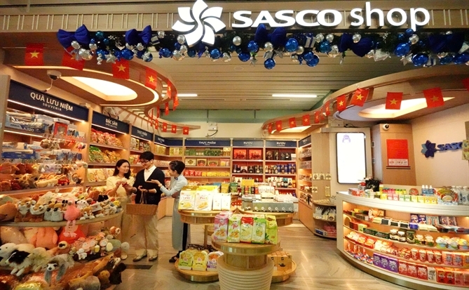 Hàng không “sôi động” thị trường bán lẻ mùa lễ hội