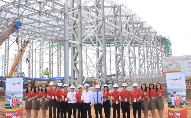 Vietjet cất nóc hangar chuẩn quốc tế, khai trương chuyến bay tới Cảng Hàng không quốc tế Long Thành