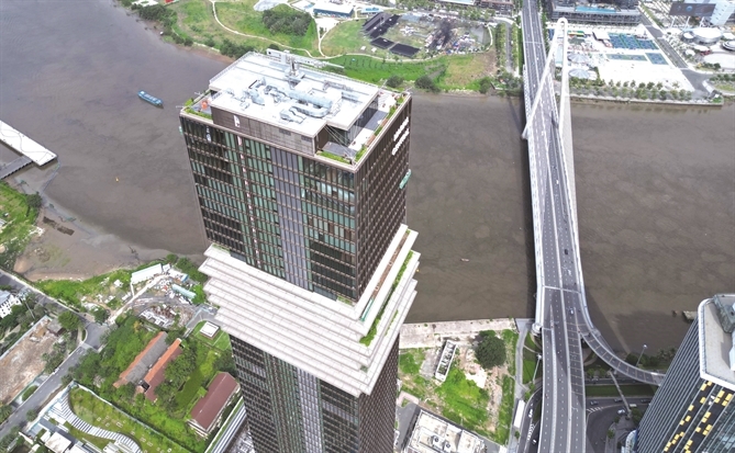 Song tấu IFC - RWA