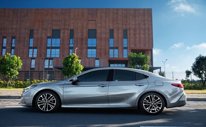 Toyota  Camry: Đề cao an toàn, đột phá công nghệ, định vị phong cách người trẻ
