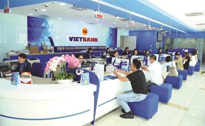 Ngân hàng nhỏ tìm khoảng trống cạnh tranh