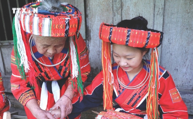 Quá khứ mở cửa tương lai