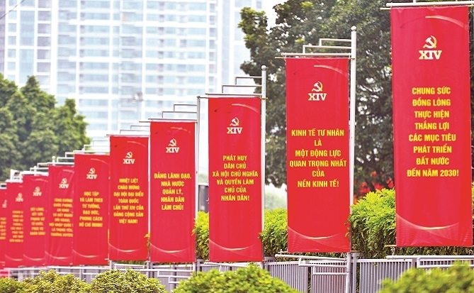 Những cột trụ của kỷ nguyên vươn mình