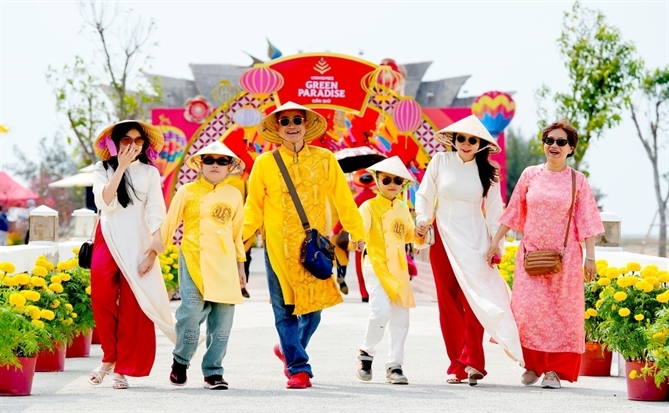 Nhìn lại 10 ngày náo nhiệt của lễ hội Xuân ven biển lớn nhất Đông Nam Bộ