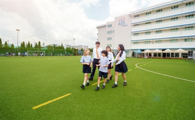 Giáo dục là chiến lược dài hạn cho tương lai của mỗi học sinh