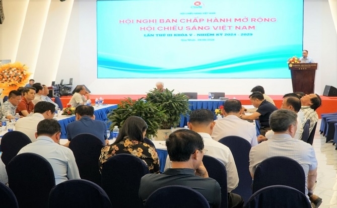 Từ dấu ấn 2025 đến chiến lược năng lượng tái tạo cho chiếu sáng Việt Nam