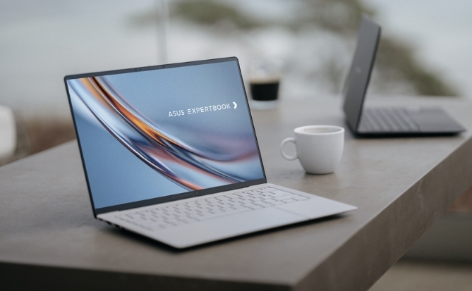 Khi chiếc laptop doanh nghiệp cao cấp là đòn bẩy chiến lược