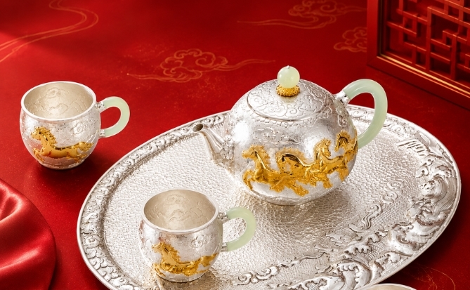 Nghệ phẩm Bát Mã Hưng Phong kiến tạo chuẩn mực giao tế hiện đại