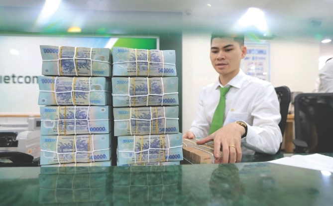 Vốn lớn đã bơm