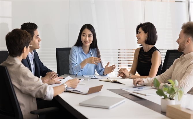 Đầu tư cho lớp lãnh đạo kế cận trong chiến lược quốc tế hóa