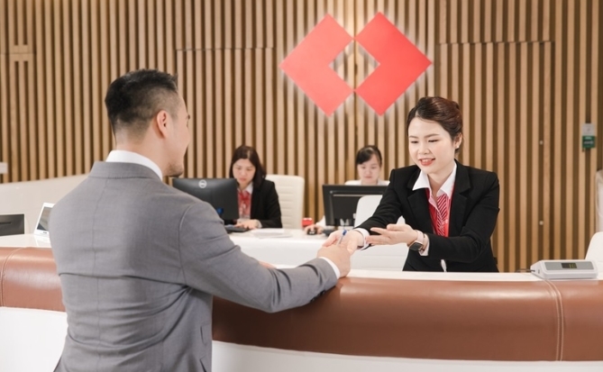 Lợi nhuận quý II Techcombank chạm đỉnh mới từ động lực tăng trưởng đa chiều