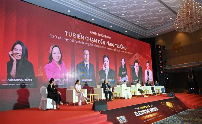 Giải bài toán quảng cáo kỹ thuật số ngoài trời