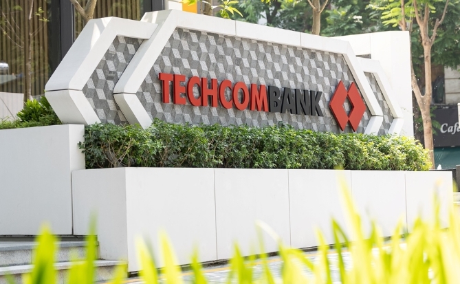 Ngoài dẫn đầu về thu nhập phí, lợi nhuận quý II của Techcombank tăng trưởng nhờ đâu?