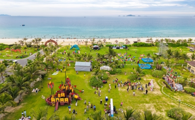 CaraWorld Summer Hits 2026: Hơn 2.000 du khách “bật nhịp” mùa hè Bãi Dài