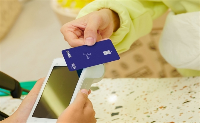 Thị trường thẻ tín dụng có thêm dòng thẻ cho phép cá nhân hóa đặc quyền
