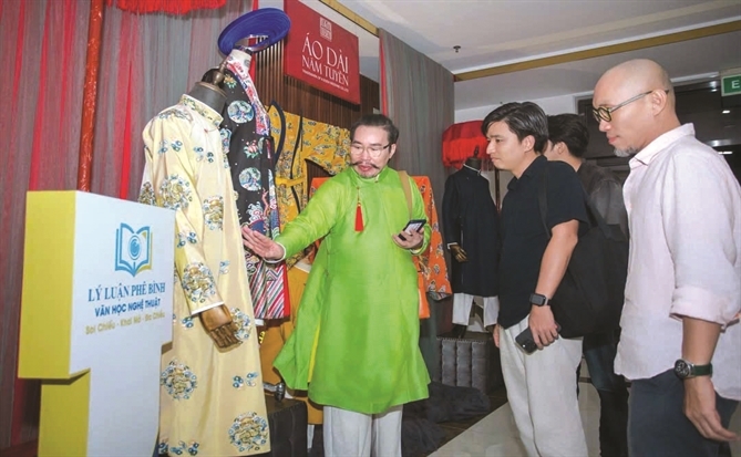 Mật mã trăm năm của Sắc Tím Kinh Kỳ